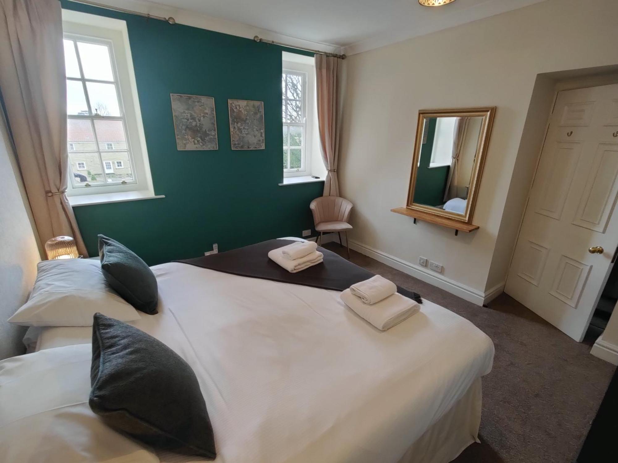 Sutton Hall Resort Thirsk Habitación foto